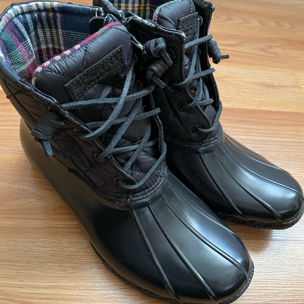 SPERRY rain boots
